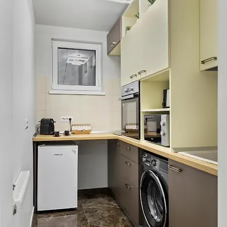 Cozy By Art Apartament *