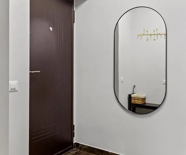 Cozy By Art Apartament *